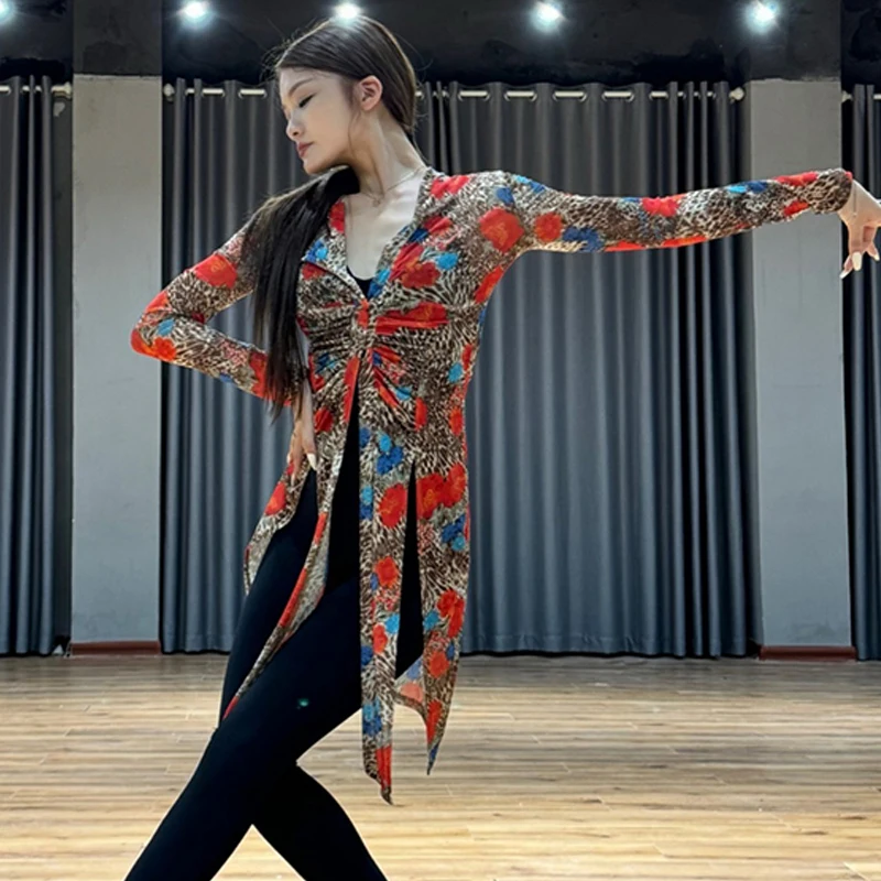 Vêtements de danse latine pour femmes, Cardigan léopard à manches longues, manteau Long fendu, Rumba, salle de bal, vêtements de pratique de danse, DNV23397