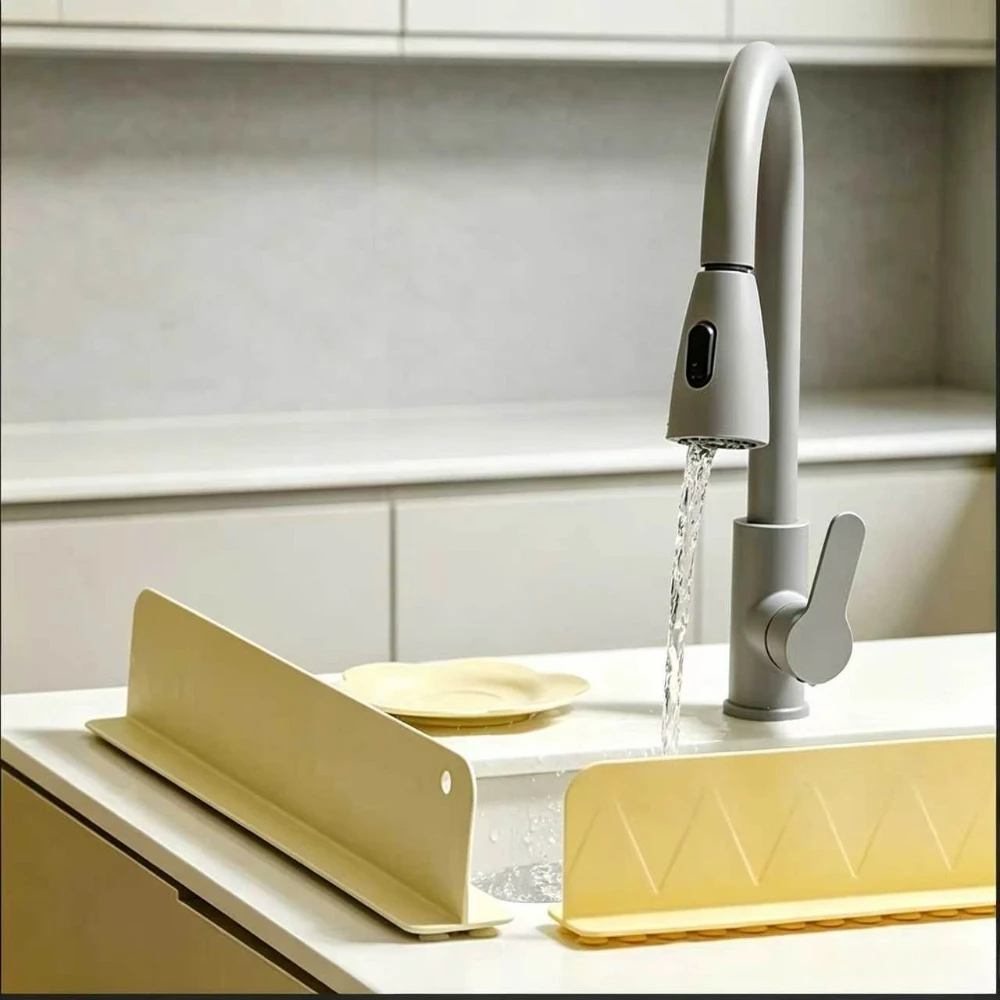 Silicone sink splash guard splash guard with suction bottom countertop waterproof plate for dishwashing basin