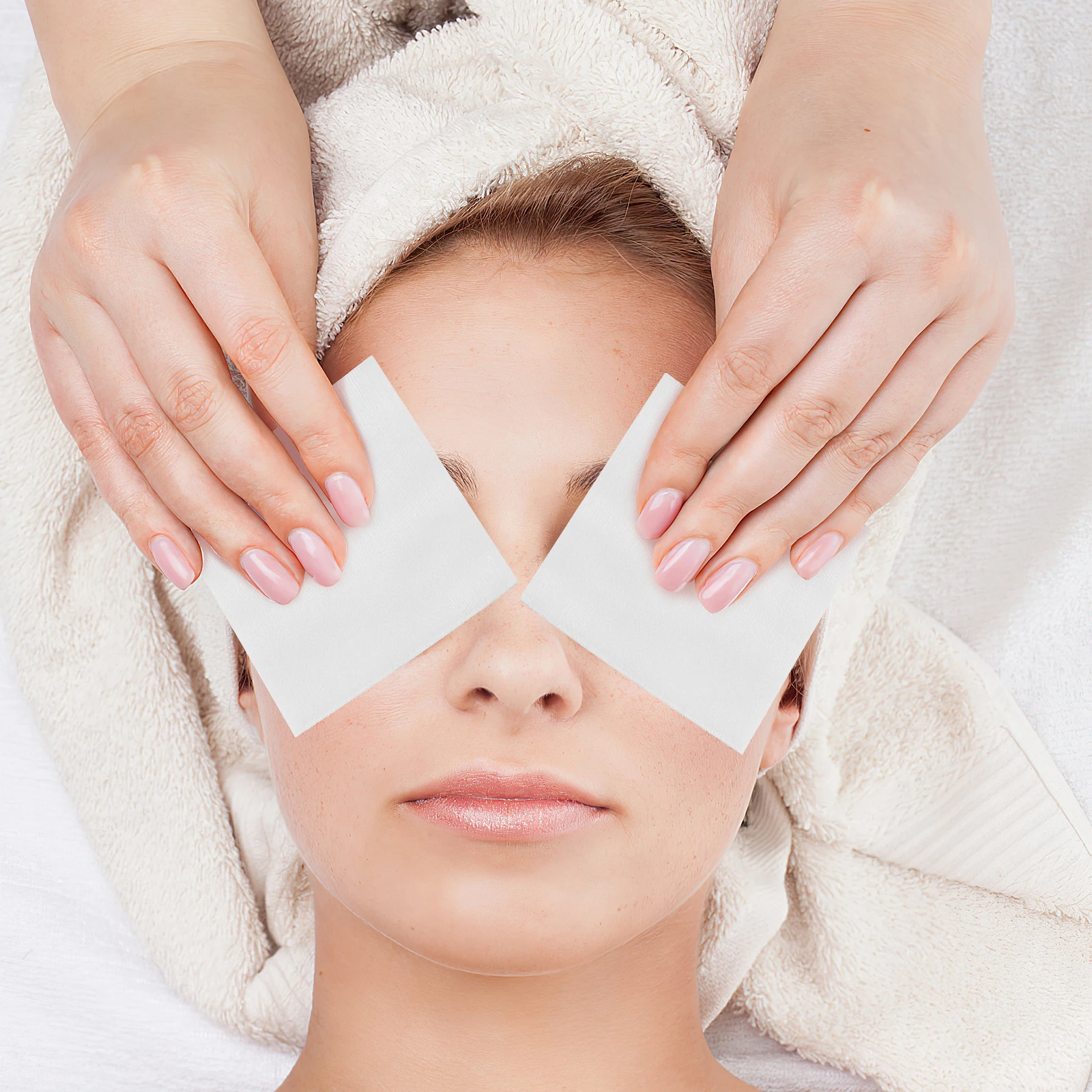 

200 pcs Non-Woven Disposable Square Cotton Rounds Facial Cleansing Makeup Remover Wipes Nail Polish Removal Tools Cotton Squares