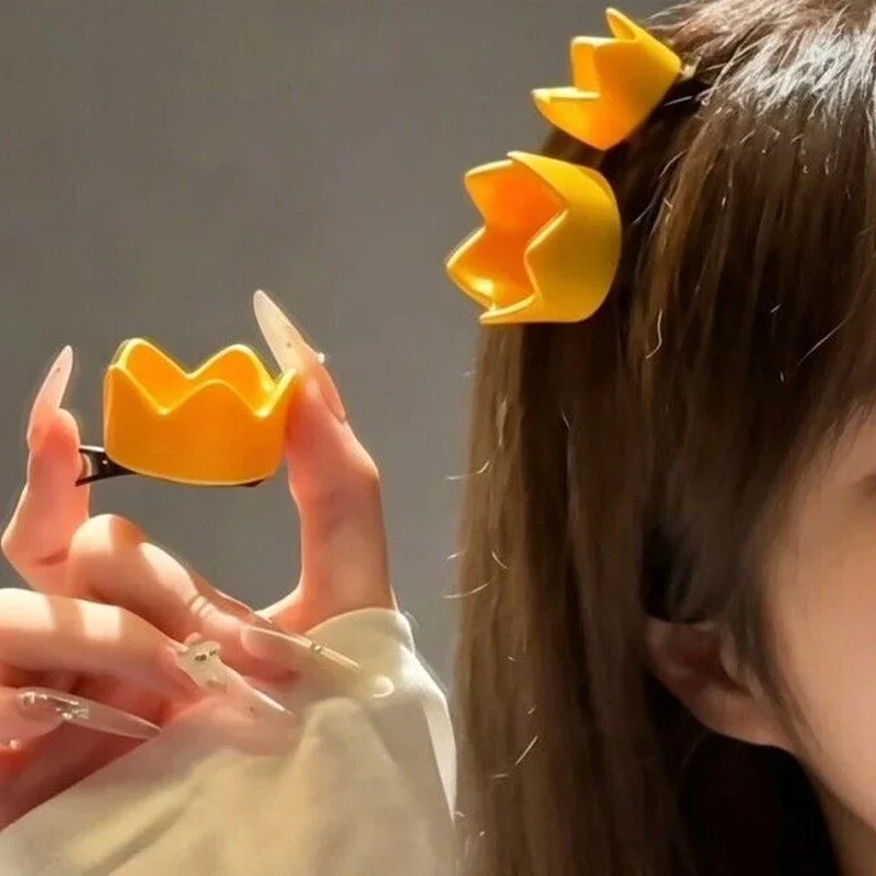 Niedliche 3D Goldene Mini-Kronen-Haarspangen Kawaii Seitenpony-Clips Haarnadeln Kopfbedeckung für Cosplay Damen Tägliche Haarspangen Haaraccessoires – Detail 5