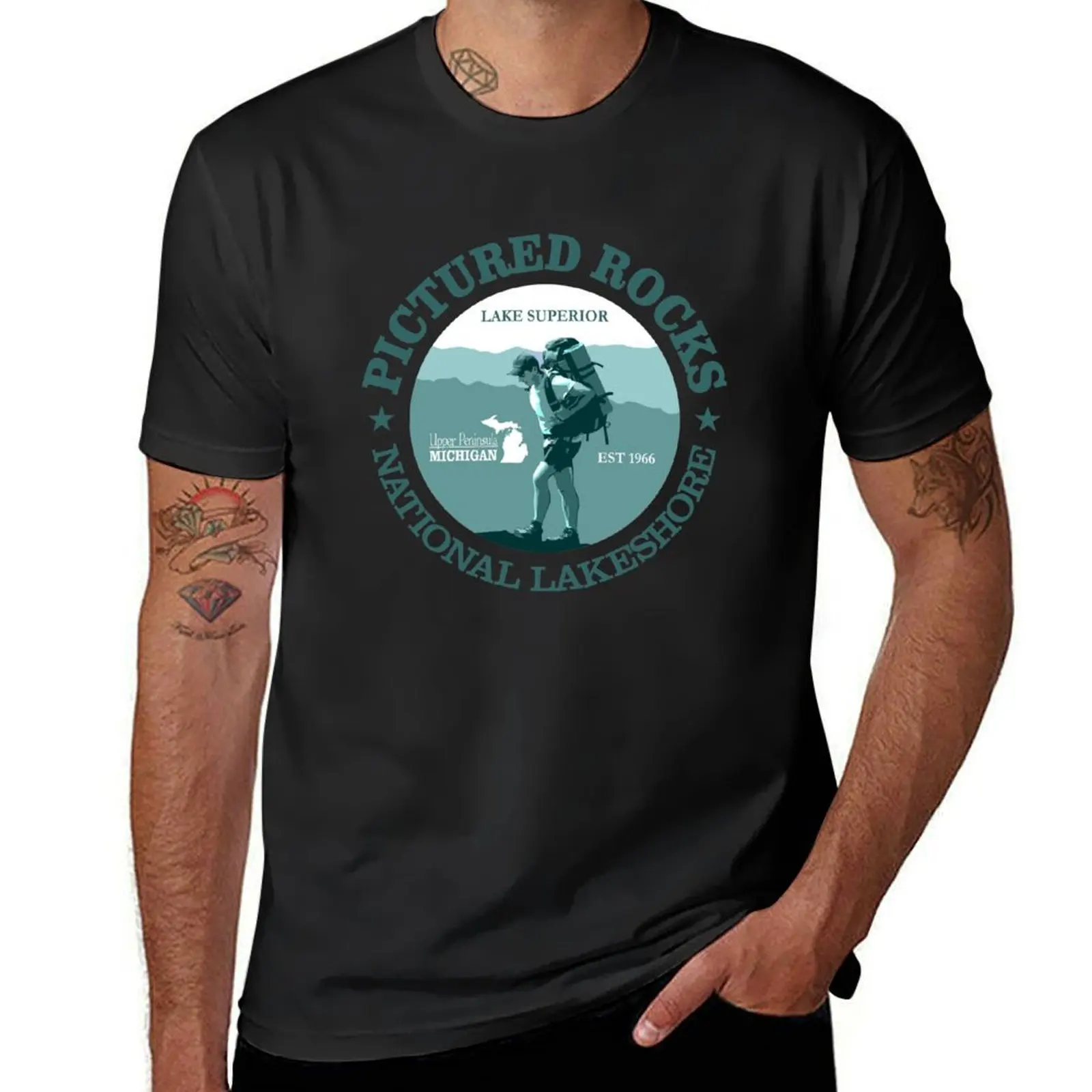 

Pictured Rocks National Lakeshore (T) T-Shirt vintage clothes animal prinfor boys mens t shirts pack