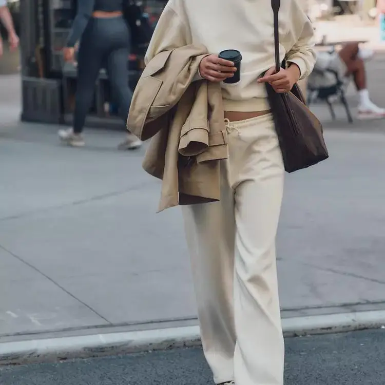 Felpa con cappuccio lunga Fce casual versatile 399633 Pantaloni larghi a gamba larga 399634 Collezione primavera estate con chiusura a cerniera