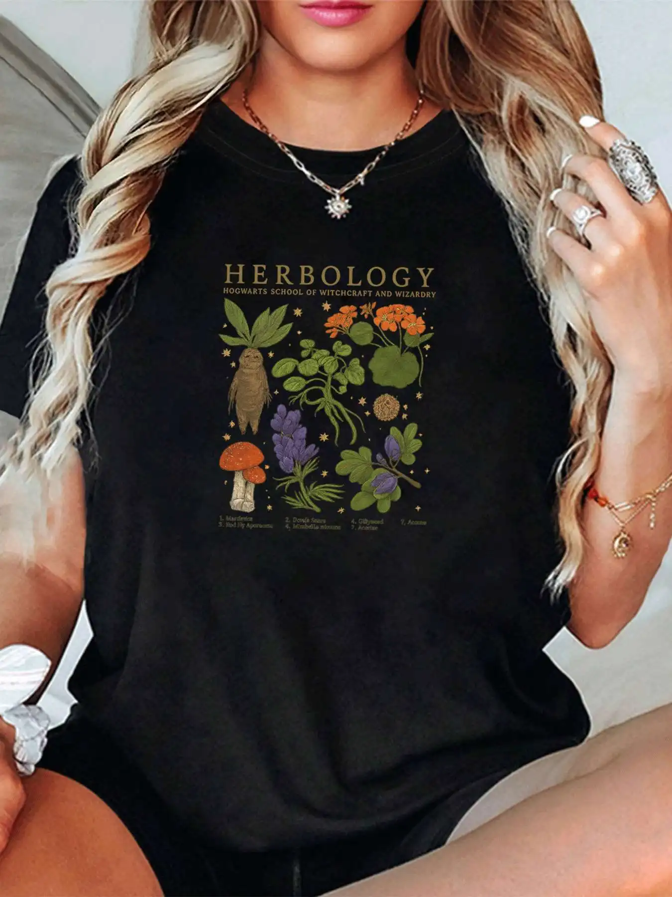 

【012619】Женская футболка больших размеров с круглым вырезом, короткими рукавами-полурукавами на резинке и модным принтом