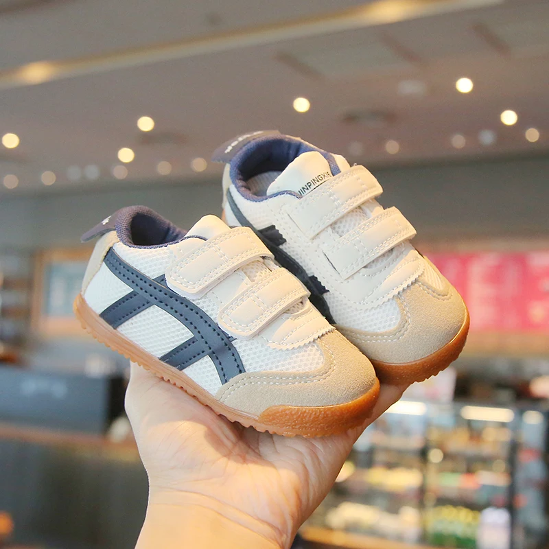 

2025 Spring Summer Kids Sneakers Minimalist Breathable Sports Running Shoes For Girls And Boys Barefoot Casual Walking Shoes