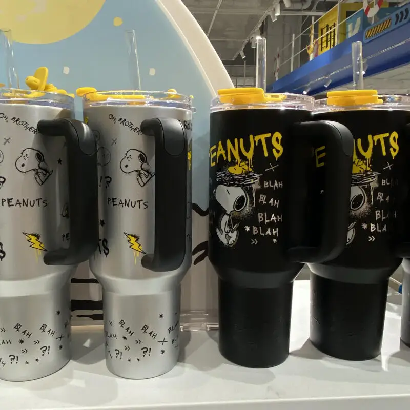 Snoopy Family Stainless Steel Insulated Cup Cartoon Kawaii Snoopy Black Silver Straw Cup Ice Bully Cup Insulated Water Bottle