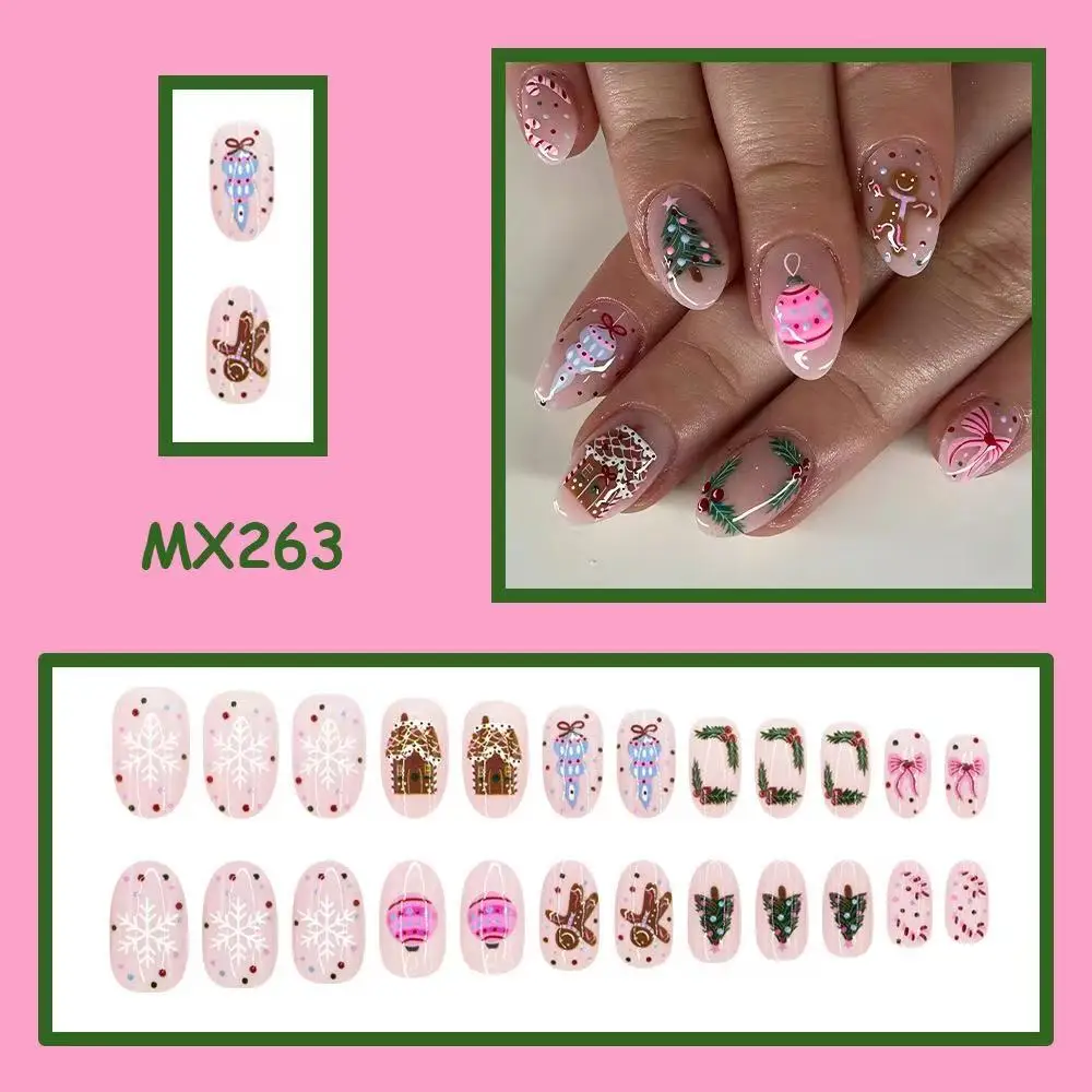 Winter Christmas Fake Nails Short Round Shape Nude Base Hand Drawn Gingerbread House Bauble Holly Bow Decor Press‑on Nails