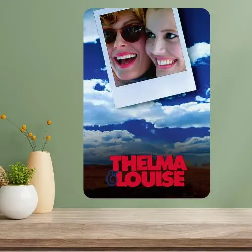 Letrero metálico con diseño de la película clásica Thelma & Louise