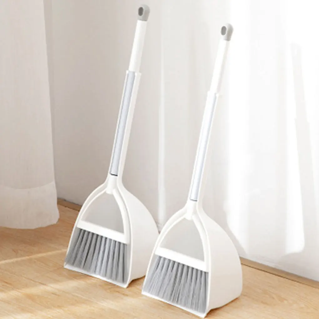 

Набор из 2 предметов: инновационная метла и совок для эффективной уборки, доступный комплект для экономии средств