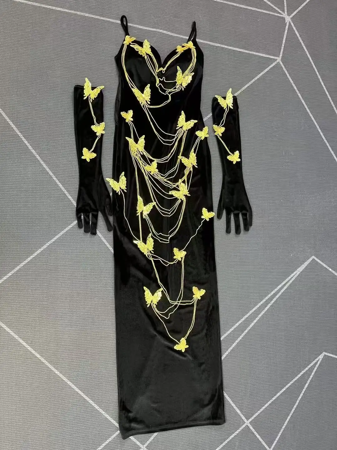 Women Sexy High-grade Shining Gold Metal Butterflies Suspenders Black Velvet Dress Evening Party Gown Red carpet Show Stage Wear