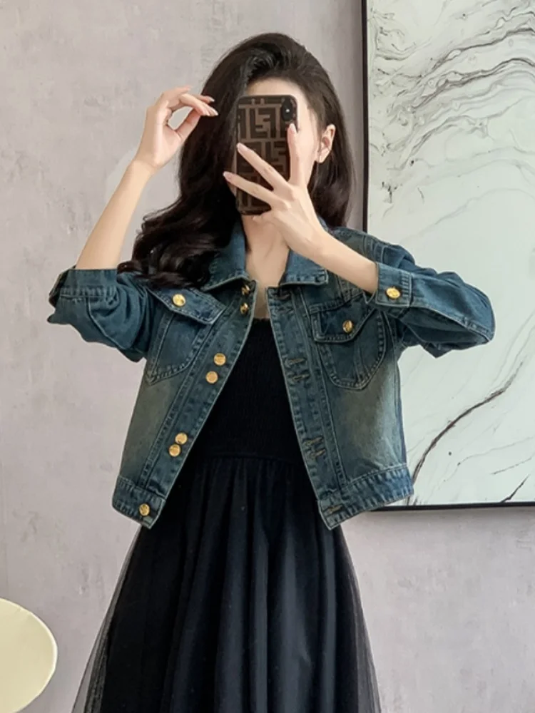 Blue Denim Jacket Women's Short Style Commute Wind Button Pocket Design Standard Version 2026 Autumn New Fashion Top