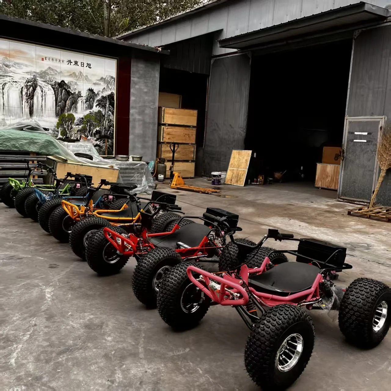 Kart d'aventure tout-terrain haute puissance, pneus épais de 10 pouces, composants durables, conception universelle pour les sports de plein air