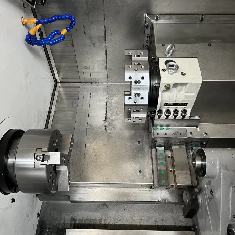 Токарный станок с ЧПУ с наклонной головкой Inced TCK500