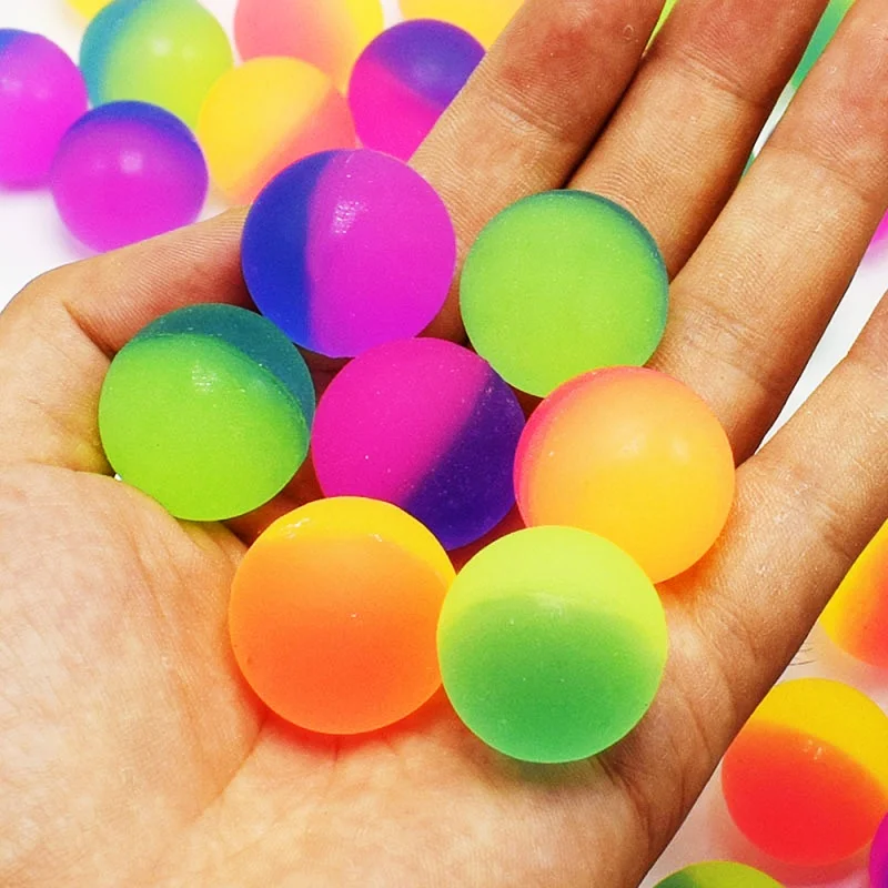 Bolas de juguete de rebote alto para niños, decoración de recuerdo de fiesta, patrón de pelota de rebote de dos colores, regalo de cumpleaños, 15 piezas