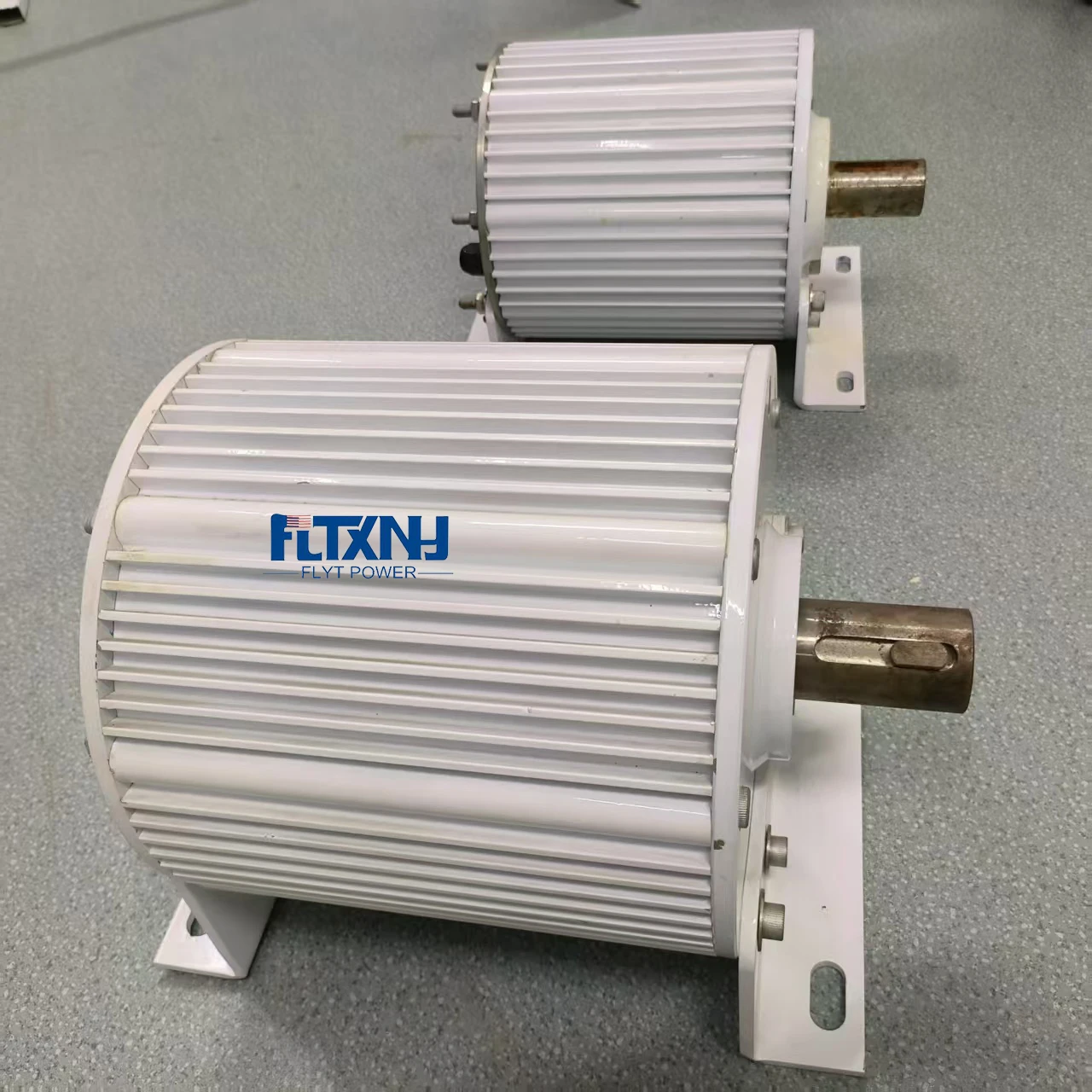 FLYT  500RPM AC  Low Ratate Speed Rare Earth Permanent Magnet Generator 10KW 48V 60V 96V 110V 120V 220V Taper Shaft Direct