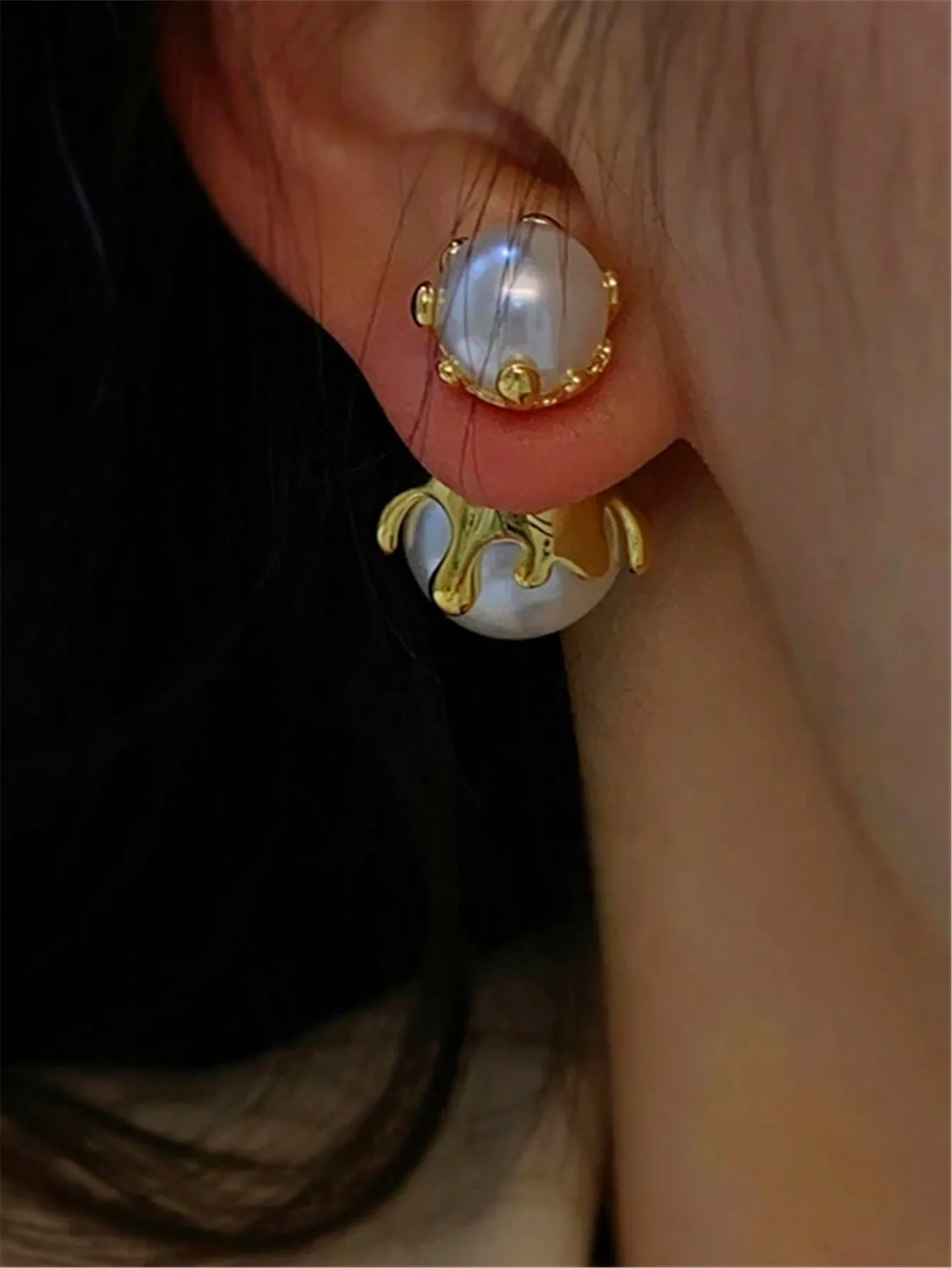 

Chic Women's Daily Wear High Jewelry Earrings Stylish Copper Metal Design With Luxury Faux Pearl