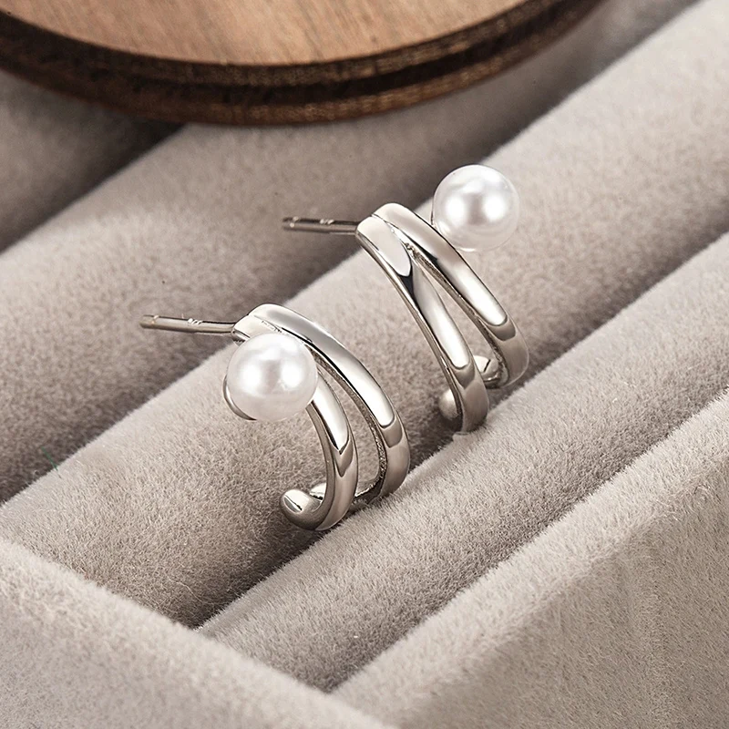 Personalized Minimalist Pearl Earrings Exquisite Smooth C-shaped Ear Stud for Daily Commuting Earring For Women KOFSAC