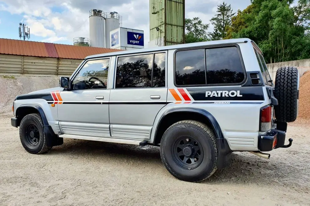 

Car Stickers FOR Nissan Patrol Y60 Body Exterior Decoration Fashion Sports Decals Film Accessories