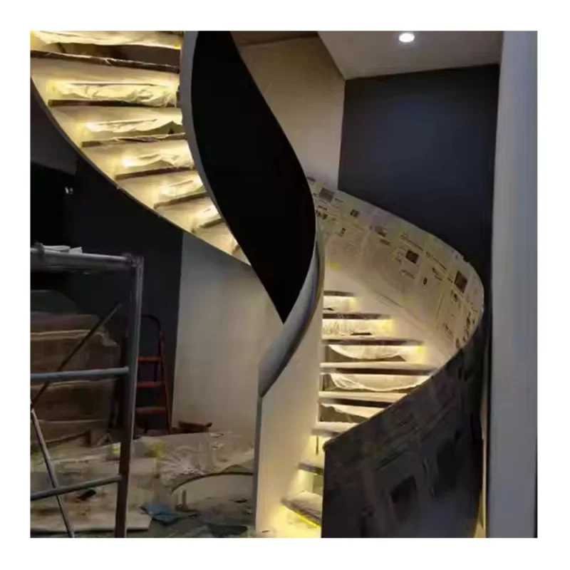 مخصص. درج خارجي بتصميم عصري مخصص مع شعاع فولاذي وقاعة درابزين زجاجي #4