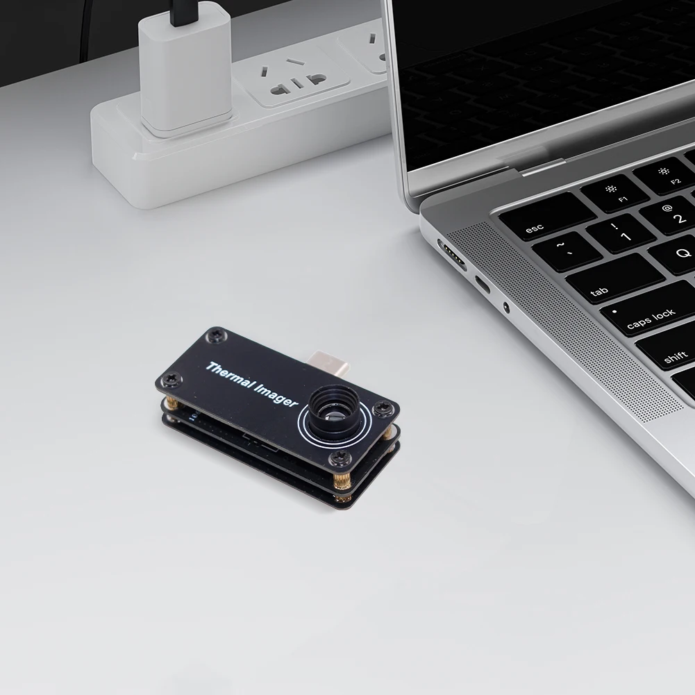 Type-C Mobile Thermal Imager APP Control 32*32 Pixels Thermal Imaging Camera Infrared Thermal Imager for Android Mobile Phone