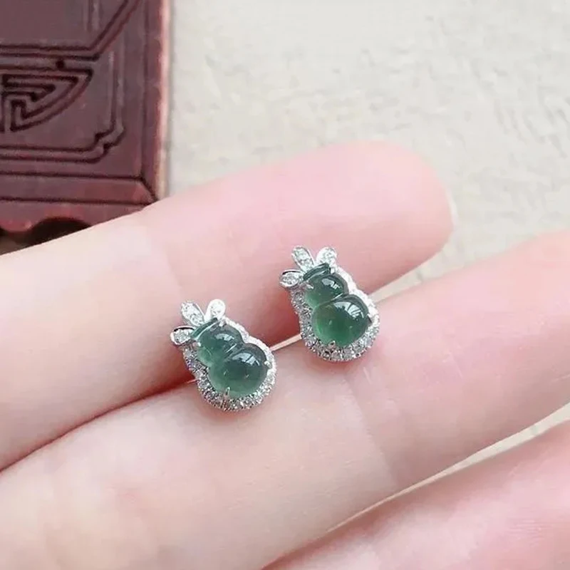 Unique design diamond natural green chalcedony gourd egg noodle earrings Chinese retro elegant fresh girly silver jewelry