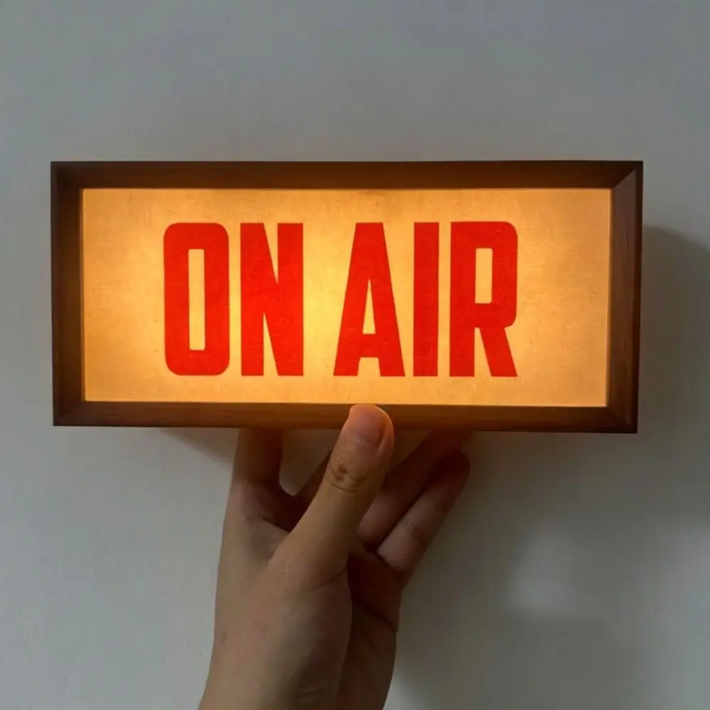 Broadcast ON AIR Sign Desk Mount USB plug in LED Light Box Light Up Design Wall Mount Illuminated Warning Sign Lamp