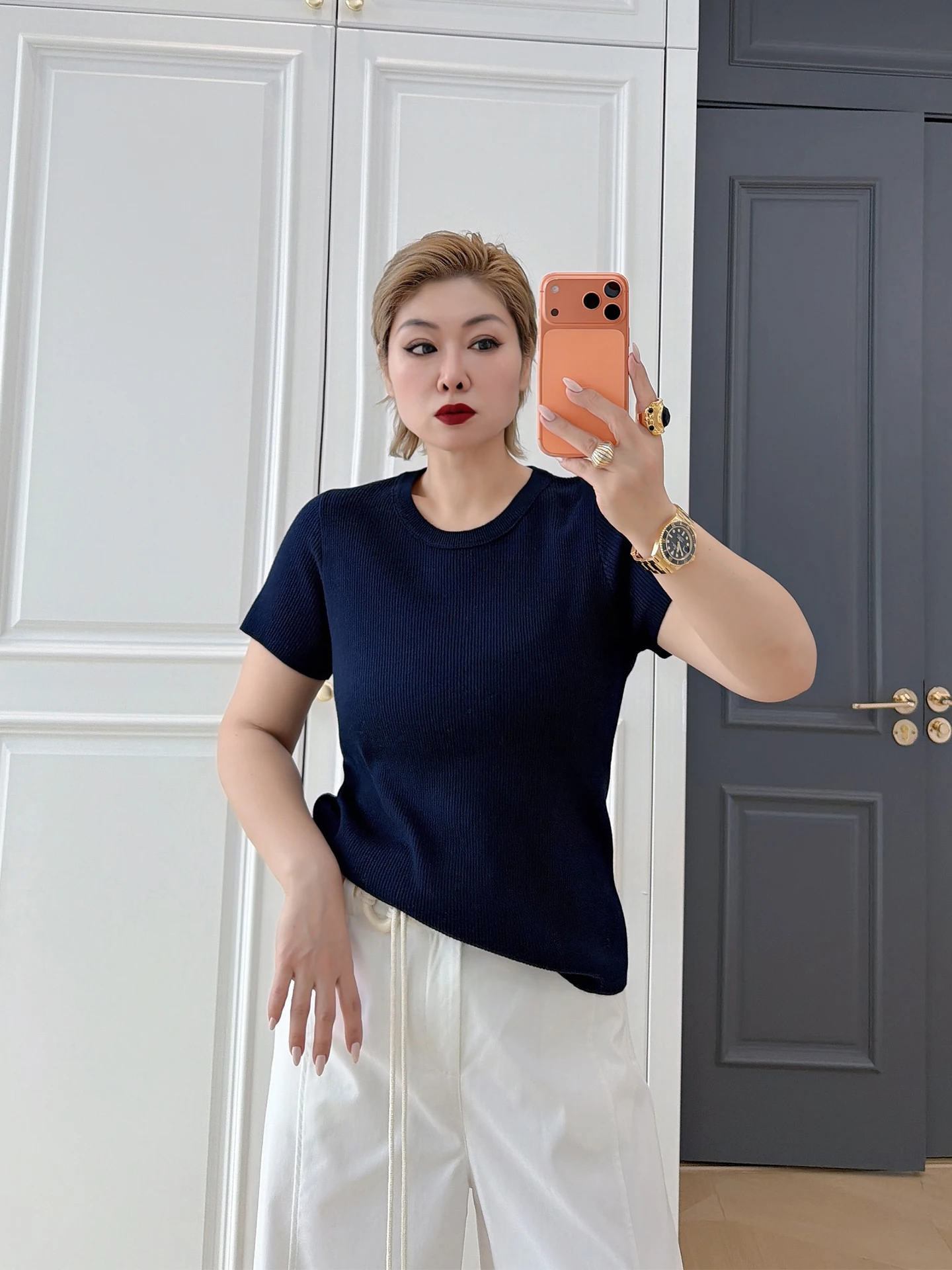 

Повседневный свободный вязаный свитер с коротким рукавом больших размеров для женщин, базовый цвет, для полных женщин весом до 200 фунтов, удобный, стройнящий топ