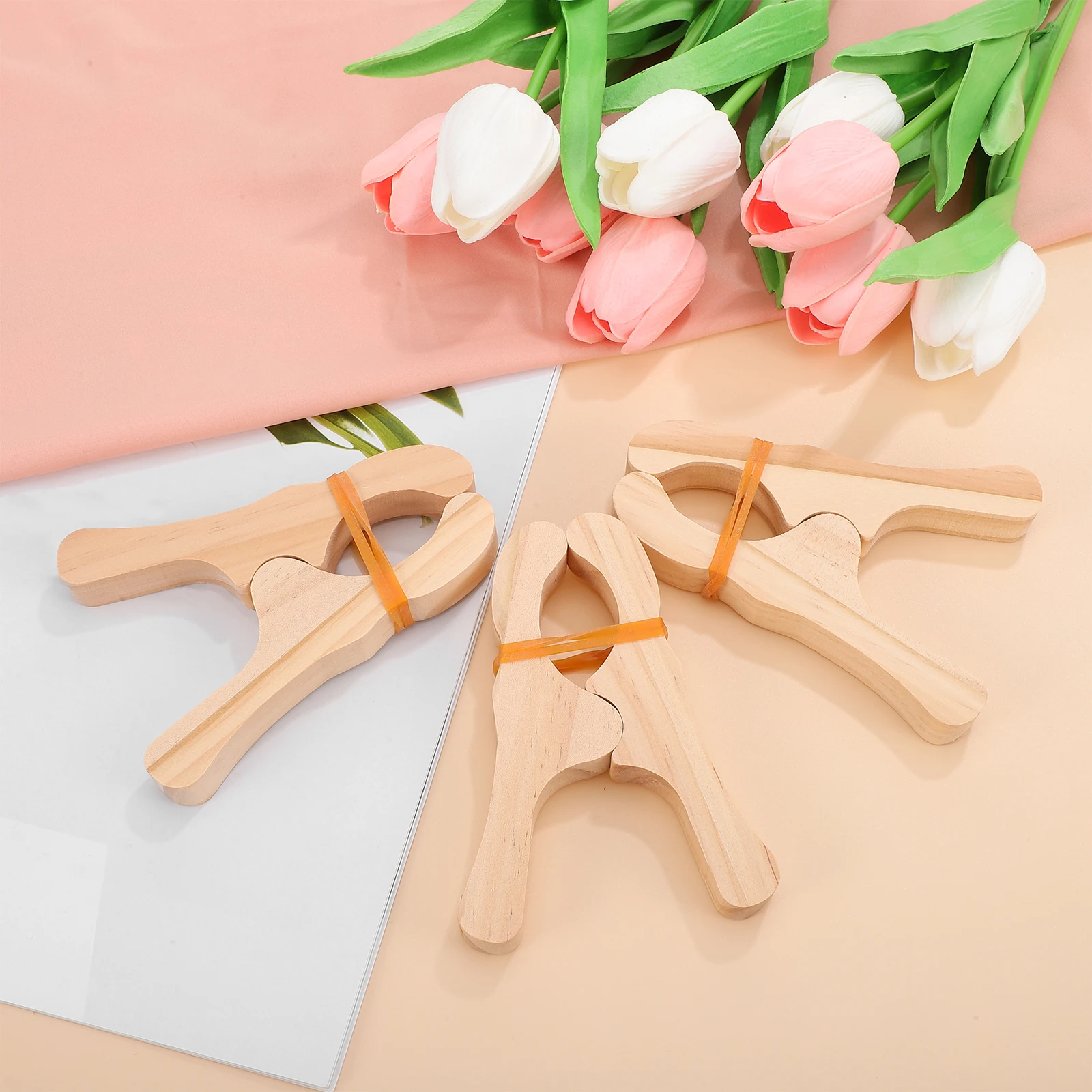 

3pcs Wooden Toy Clips Large Size Heavy Duty Blanket Clamps Kids Playtime Fun Game Playing Versatile Use Outdoor Setting Smooth