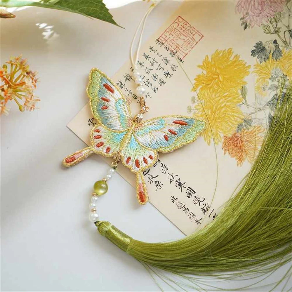 중국어 골동품 Cheongsam Hanfu 수 놓은 꽃 나비 매달려 술 펜던트 소녀 귀여운 Qipao 금지 단계 누르면 옷깃