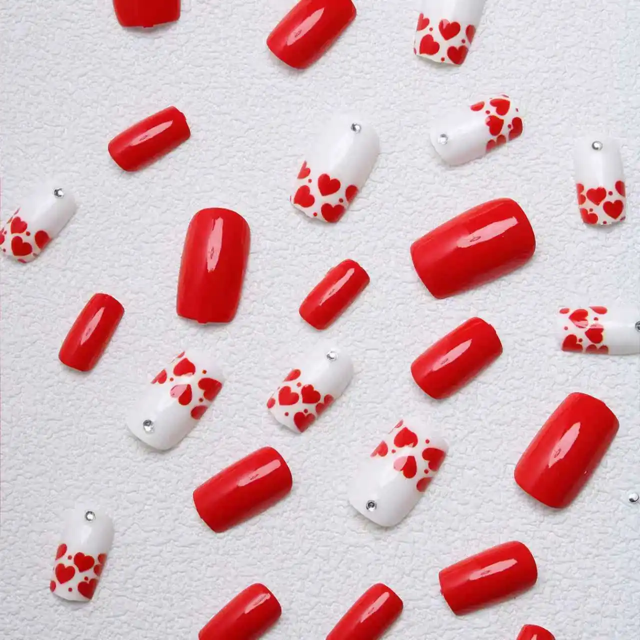 Red Love Heart Press On Nails Acrylic Nails Valentine'S Day Fake Nails French Tip Mid Length Square False Nails With Heart