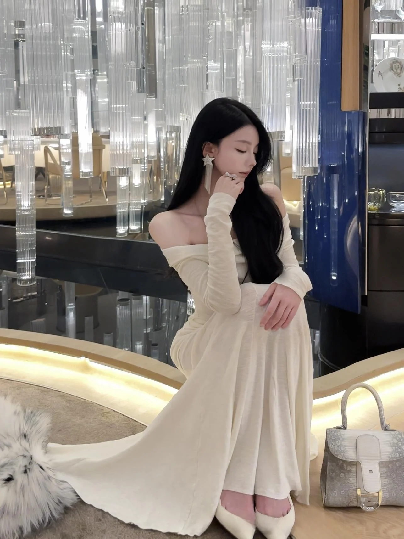 

Woppei Slim Fit Трикотажная основа irt на одно плечо с длинным хвостом и юбкой Женская осенняя коллекция Faion Топ с базовым слоем