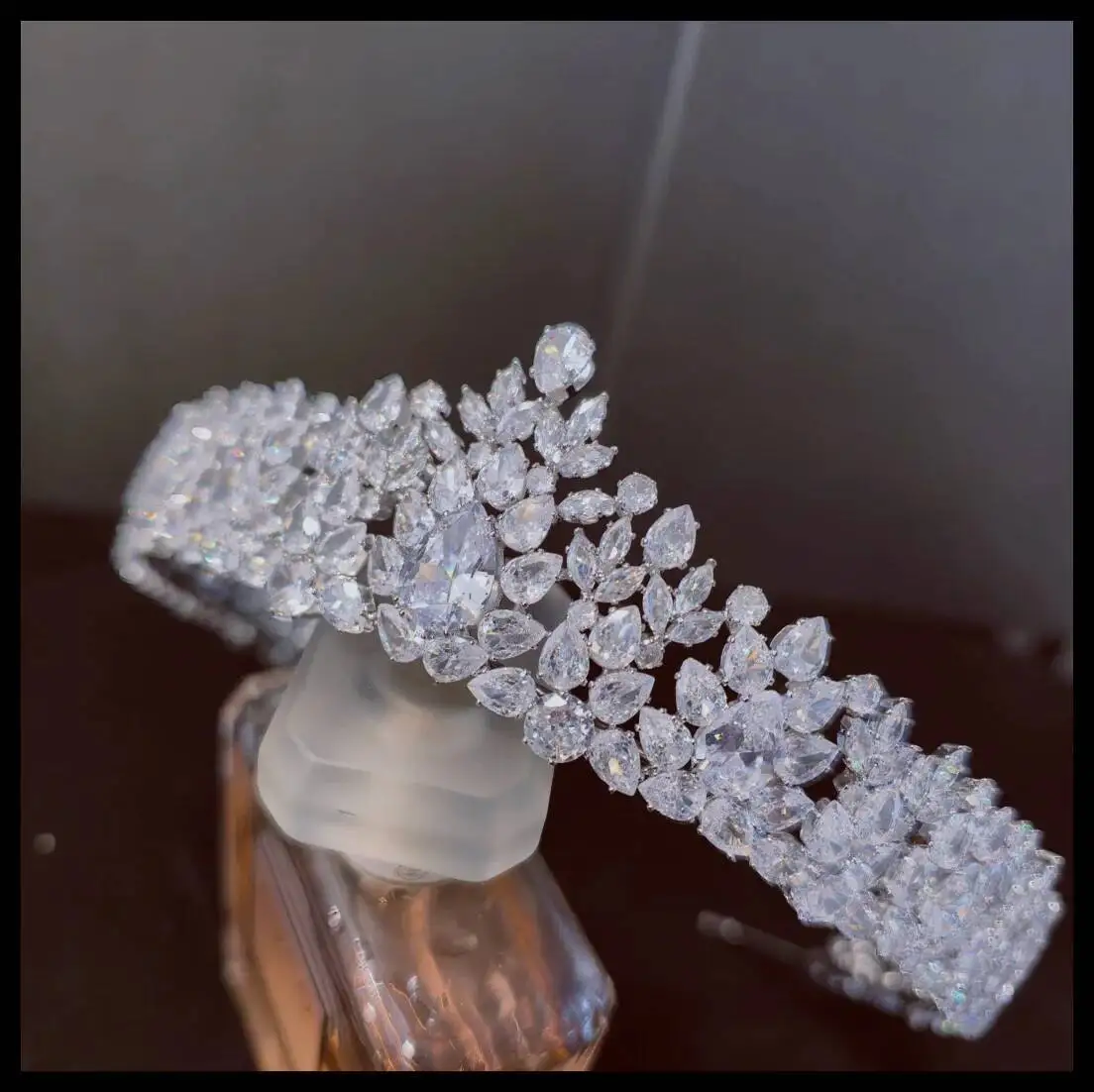 

Cubic Zirconia Wedding Women Crowns Princess Queen Bridal Tiara Crown For Pageant Diadem Prom Bride Hair Jewelry Headdress