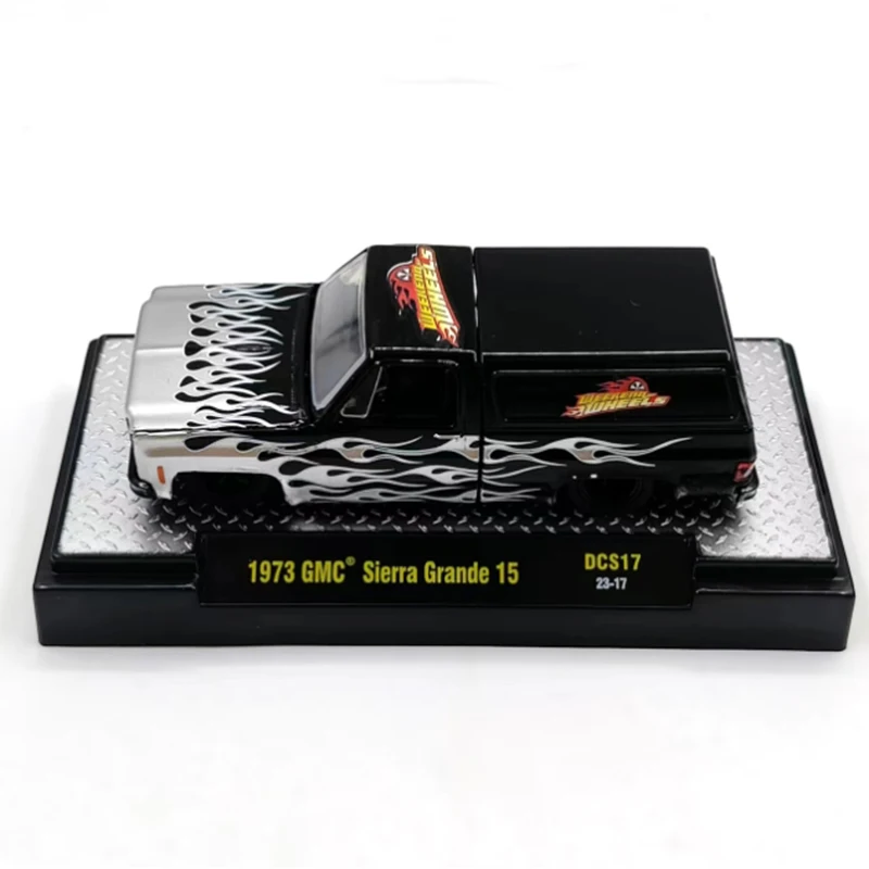 Diecast 1: 64 Scale 1973 GMC Sierra Grande 15 Alloy Simulation Car