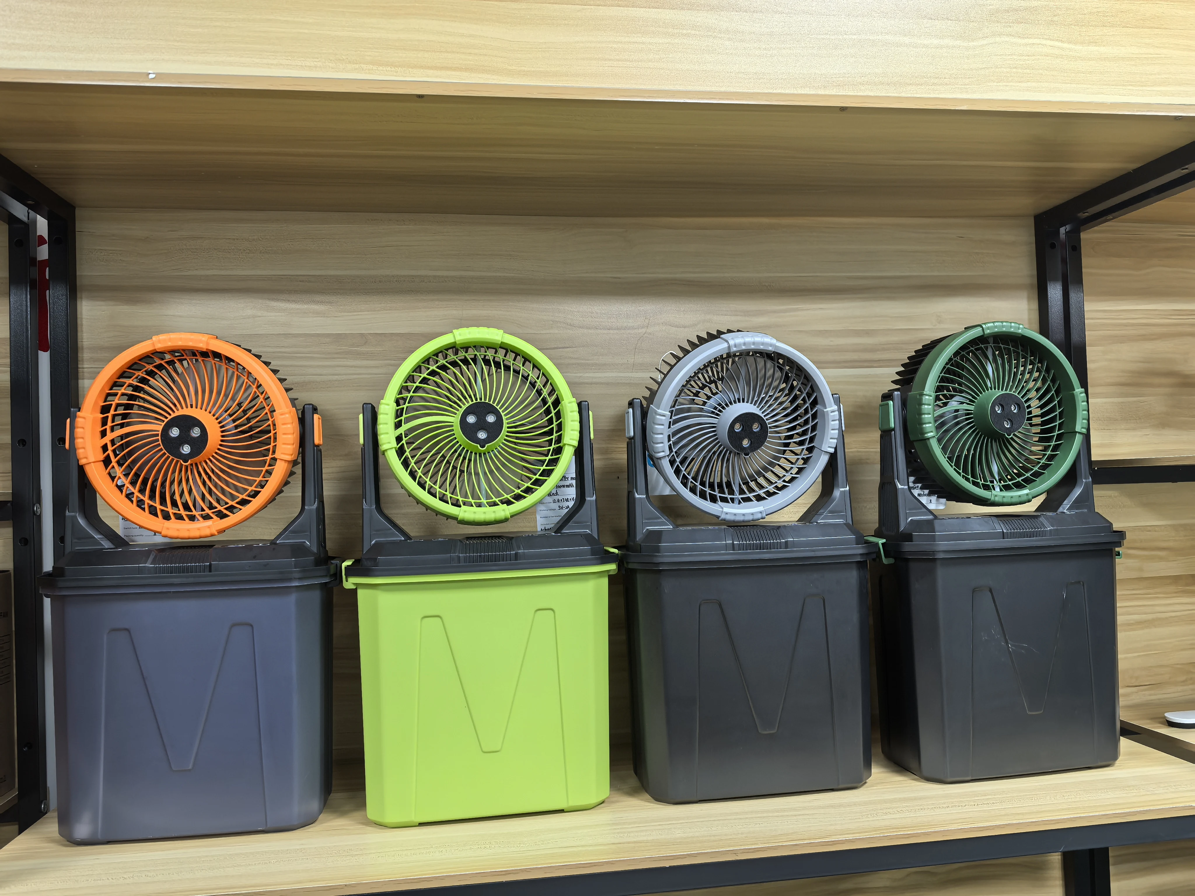 

Outdoor Camping USB Rechargeable Fan Oscillating Portable Bed Tent Office Desktop Silent Fan