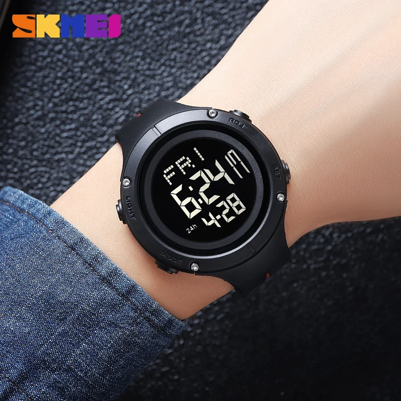 SKMEI Reloj Hombre موضة الرجال ساعة إلكترونية رقمية للرجال مقاوم للماء الجيش الأخضر التمويه ساعة يد رجالي على مدار الساعة