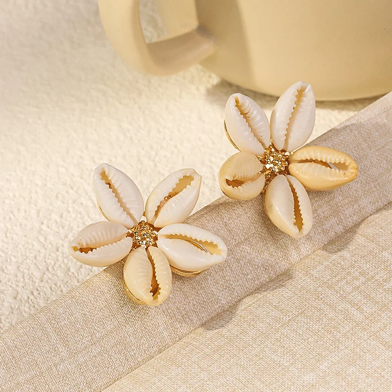 Pendientes bohemios con forma de concha para mujer, aretes geométricos de concha de perla para playa, joyería de boda a la moda, regalos de verano