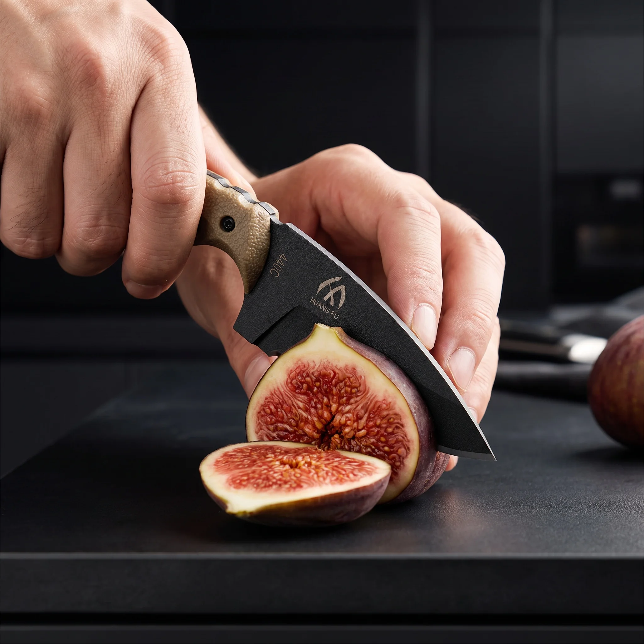 High-hardness kitchen fruit knife for picnic food cutting and portable tool