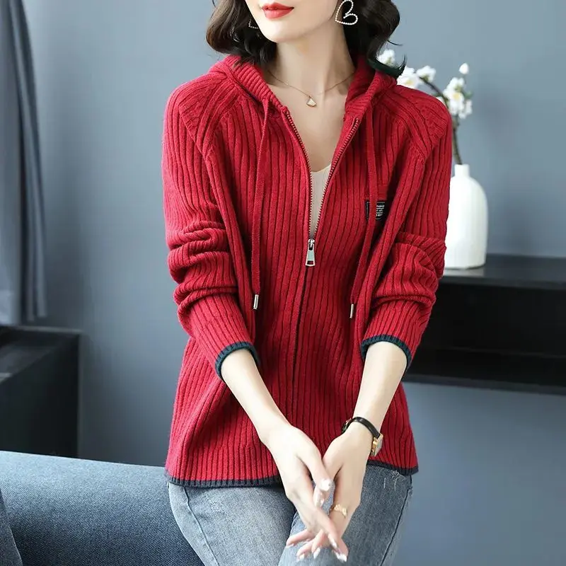 

2025 New Women's Short Zip-Up Knitted Hoodie - Korean Fashion Baseball Jacket Sweatshirt Cardigan for Spring Autumn