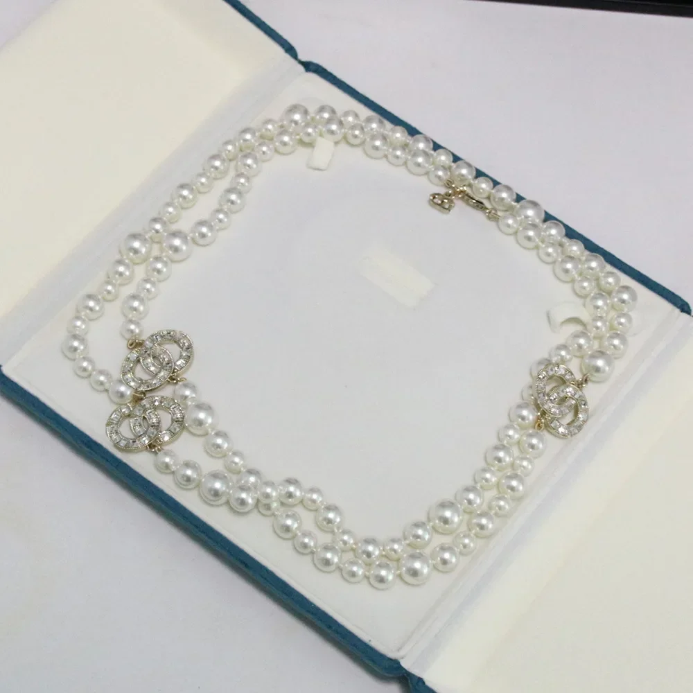 

Xiaoxiang High end Heavy Industry Luxury Edition 3 C Light Gold Square Diamond Double layer Sweater Chain Coat Accessories
