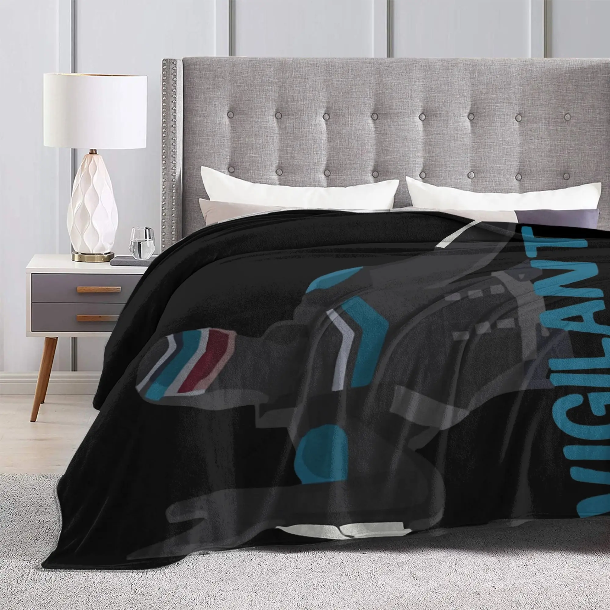 Vigilante Peacemaker يقتبس الاشياء بطانية سوبر لينة الصوف رمي بطانية مريحة قطعة البساط #6