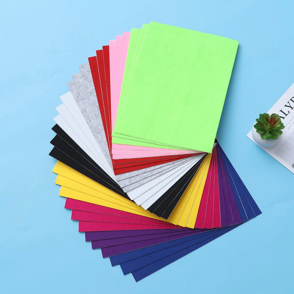 

15 pcs Colored Felt Sheets Self-Adhesive Craft Fabric For Diy Art Projects Holiday Decorations Manual Making Kids Kindergarten