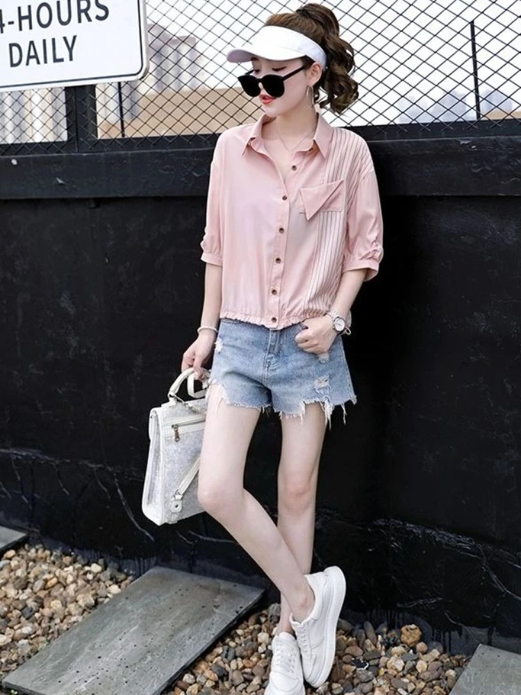 

Women's 2026 Summer New Arrival Short Sleeve Striped Splice Loose Fit Short Length Chic Casual Top