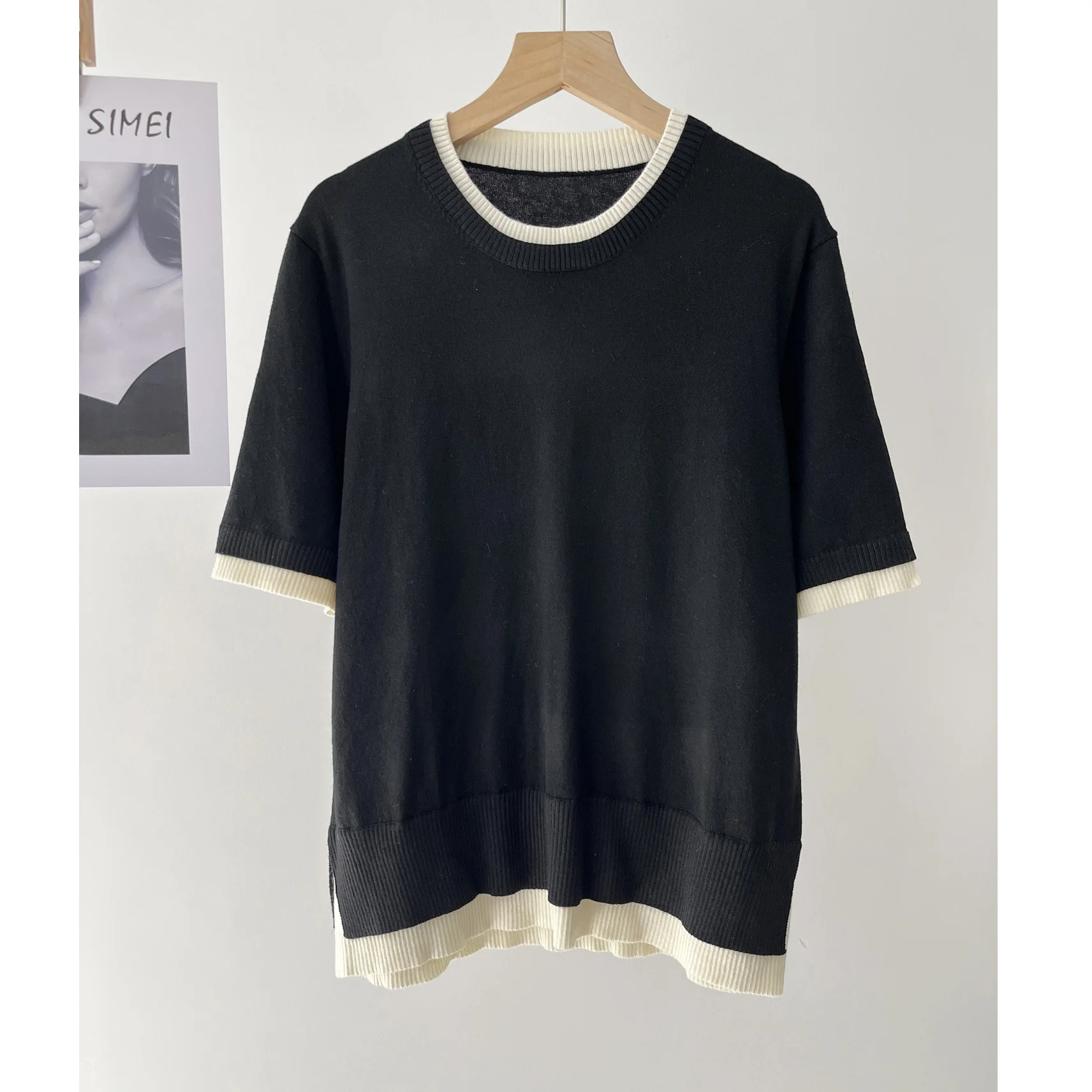 

Women's minimalist temperament commuter style color matching collar short-sleeved knitted T-shirt top 16a-1556