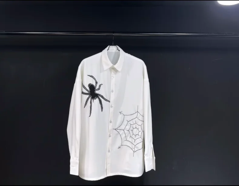 2023 Spring and summer white shirt spider web spider hand stitched shirt loose embroidery heavy industry men's and women's tops