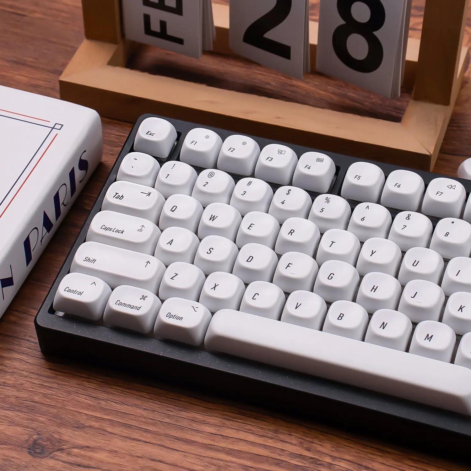 White MAC Keycap Cute Round MOA Keycaps Dye Sub Minimalist Custom PBT Key cap set for 60/75/87/100 Mechanical Keyboard 134 Keys