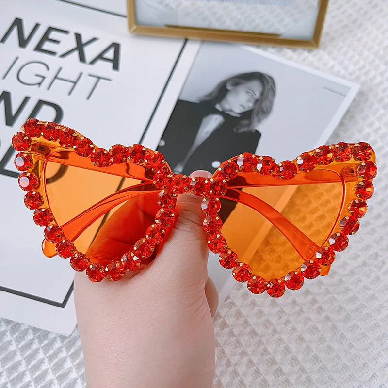 Heart Style Diamond Studded Women's Sunglasses Classic UV Resistant Outdoor Glasses Solid Color Sunscreen Sunglasses for Women