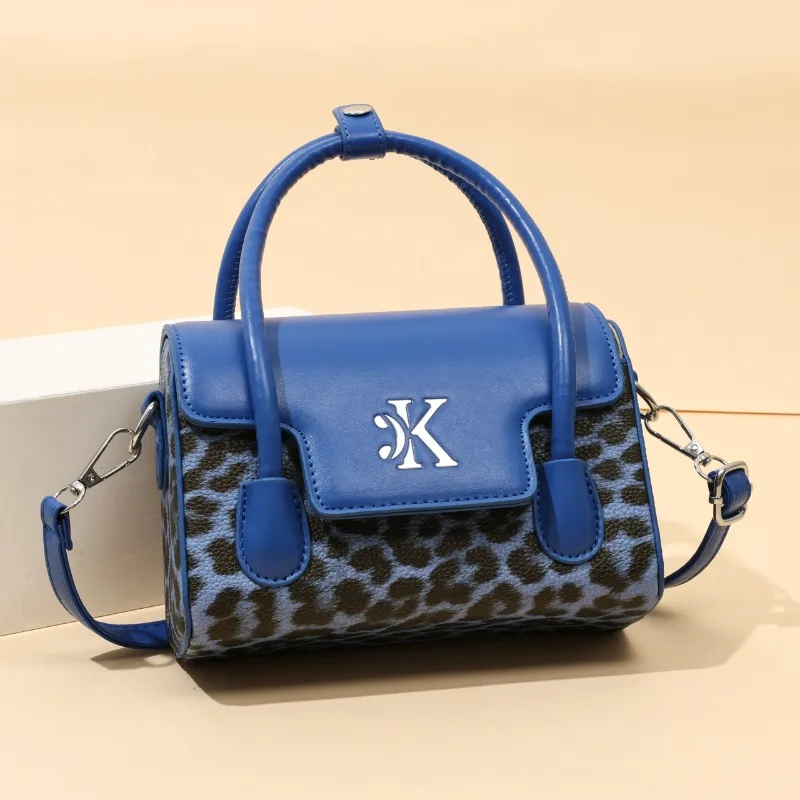 

Handbags Women's Everyday Carry In Premium Leather Lightweight Design With Multiple Pockets Ideal For Busy Lifestyle