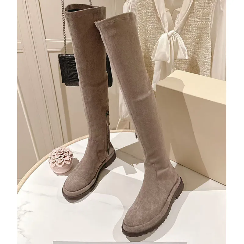 Gran oferta de botas por encima de la rodilla, zapatos planos con punta redonda para mujer, botas elásticas color café, caqui y negro, botas altas hasta el muslo para mujer