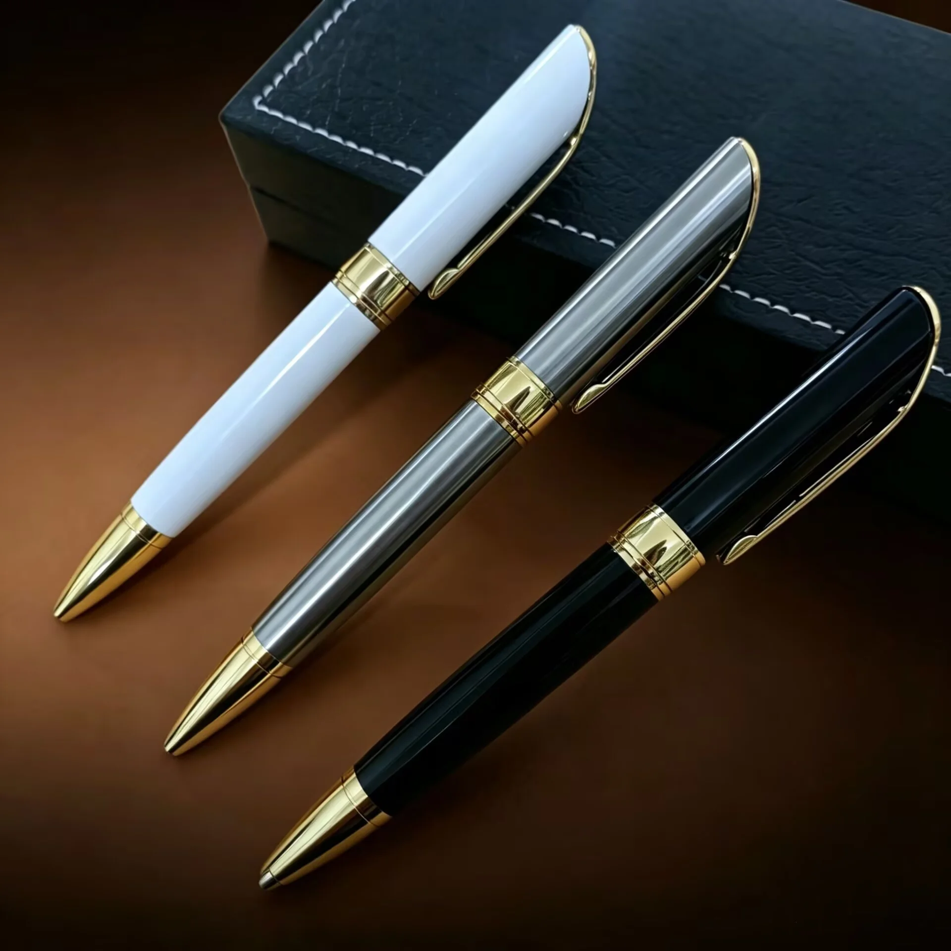 Metall-Kugelschreiber mit drehbarem Stift für Geschäftszwecke, Lernen, Büro, Lehrer, Hotelwerbung, Geschenkstift.