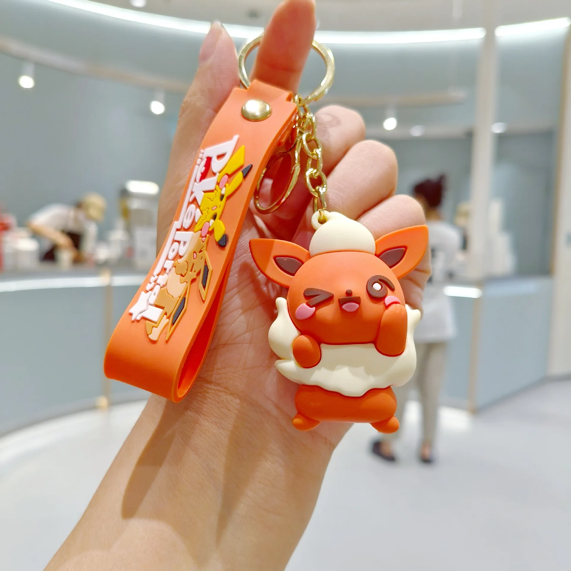 سلسلة مفاتيح كرتونية لطيفة على شكل بوكيمون، سلسلة مفاتيح بوكيمون المدرسية وسلسلة مفاتيح السيارة، هدية صغيرة، سلسلة مفاتيح PVC هدية ساحرة #1