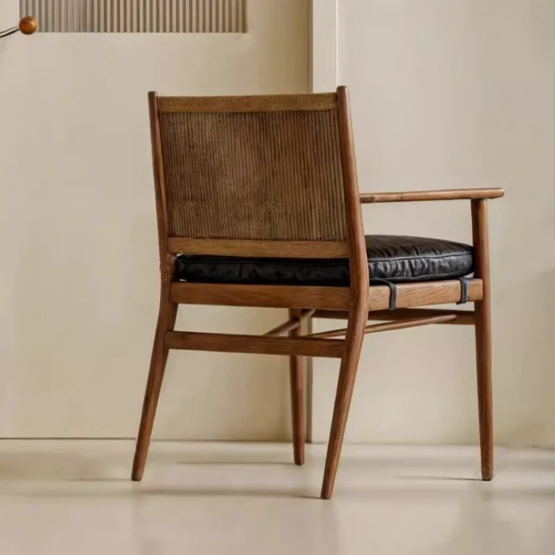 Krzesło do jadalni z litego drewna w stylu nordyckim, nowoczesne, proste, lekko luksusowe, wysokiej klasy krzesło z oparciem, krzesło do jadalni, rattanowe krzesło do salonu, B&B